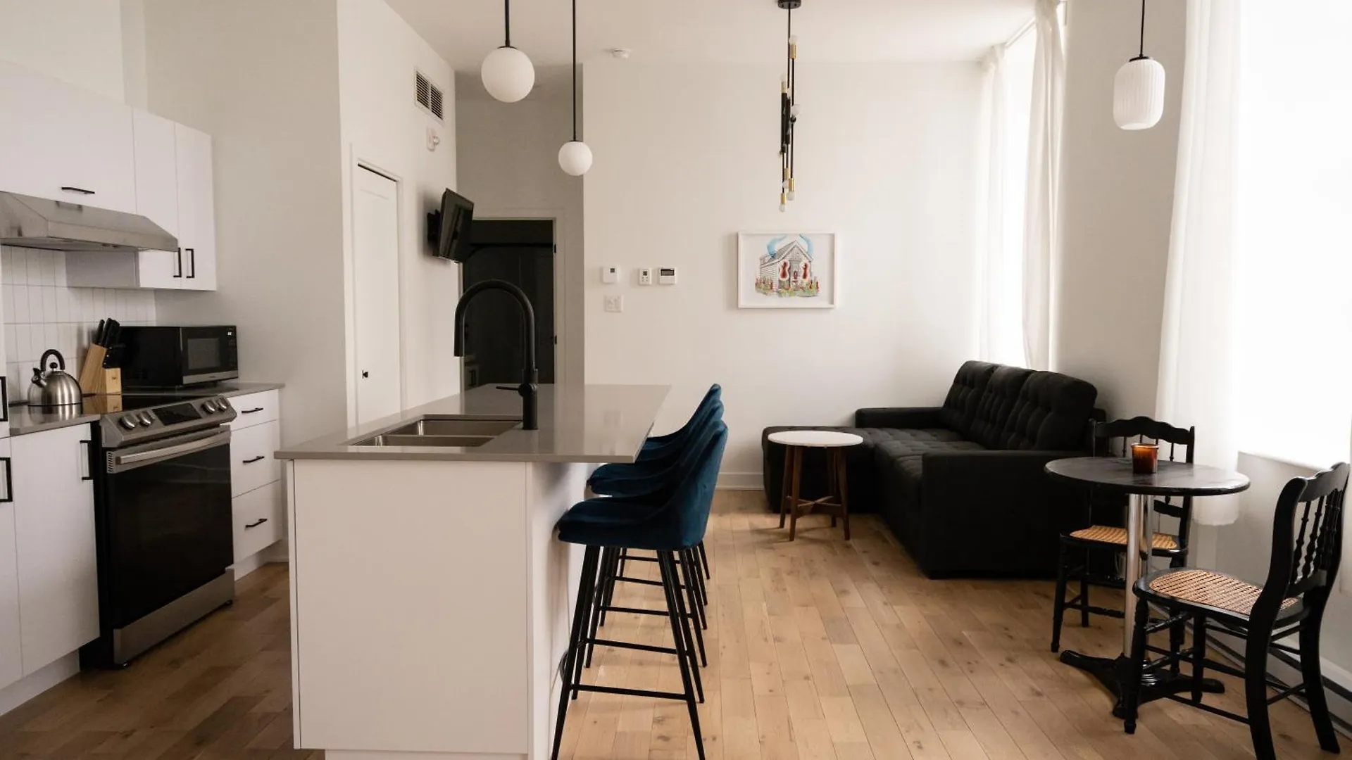 Maison Rasco By Luxury In Transit Montreal 4*,